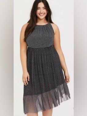 Torrid Black Diamond Mesh Asymmetrical Dress | Sz 1 (14-16)